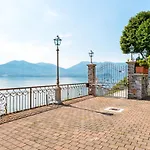 Holiday home Captivating In Near The Sea